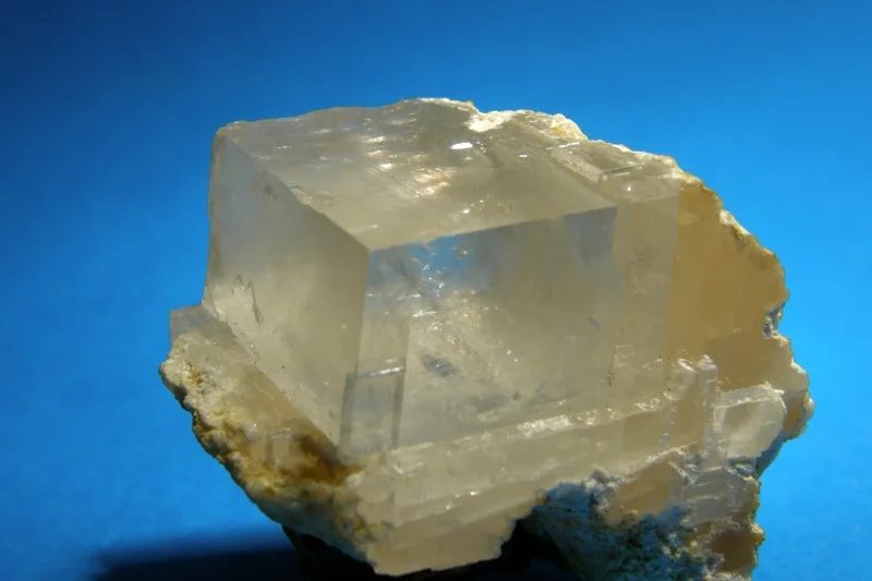 Mineral photo of Calcite from locality Krty, Czech Republic