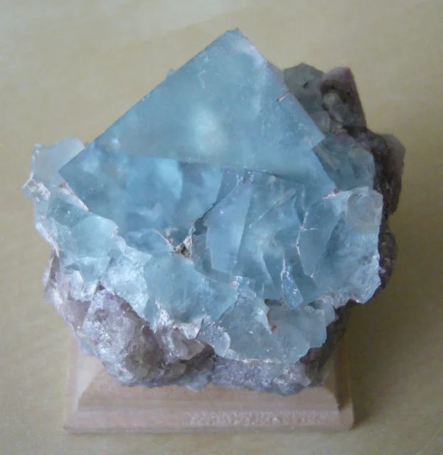 Mineral photo of Fluorite from locality Vrchoslav, Czech Republic