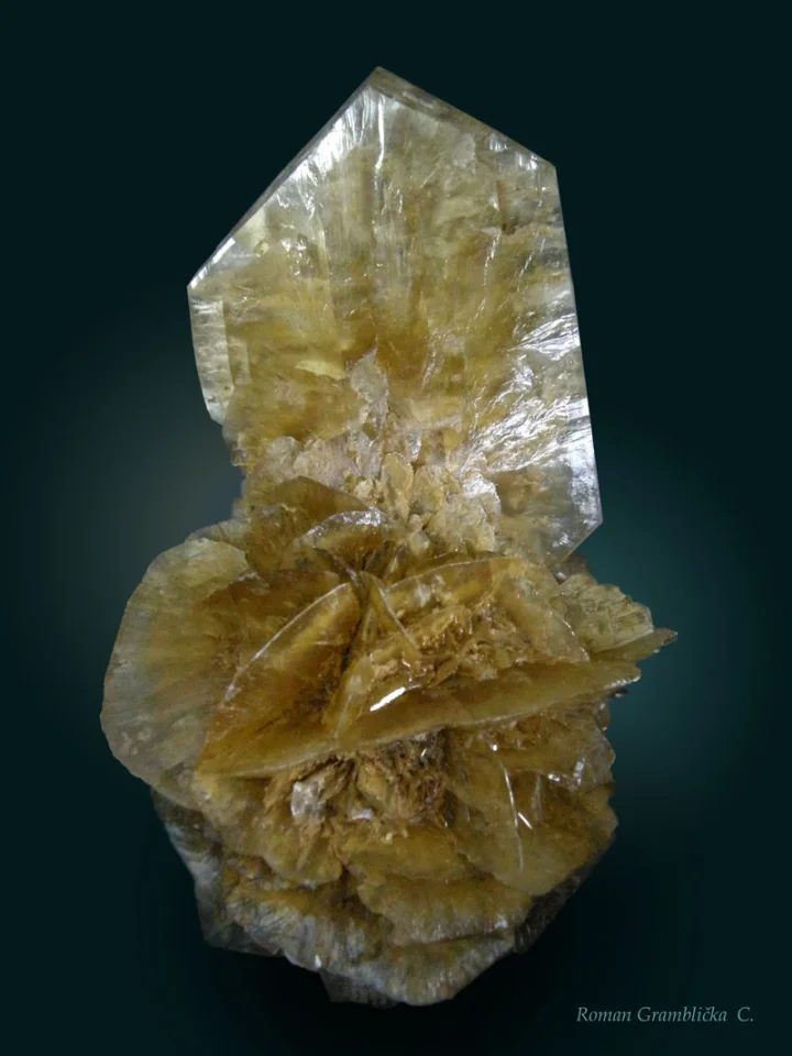 Mineral photo of Gypsum from locality Libouš, Czech Republic