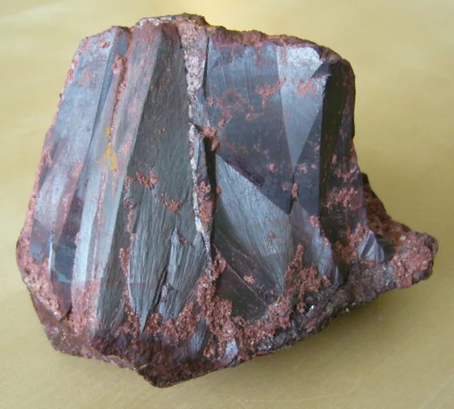 Mineral photo of Hematite from locality Hradiště, Czech Republic