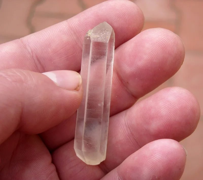 Quartz (var. rock crystal)