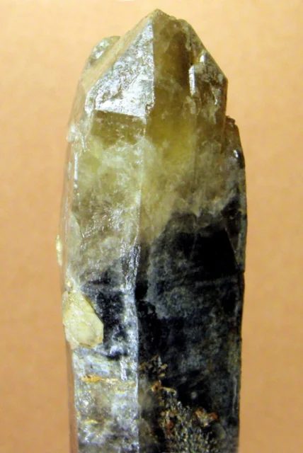 Quartz (var. smoky)
