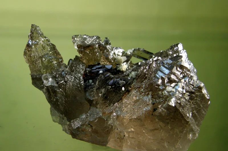 Quartz (var. smoky)