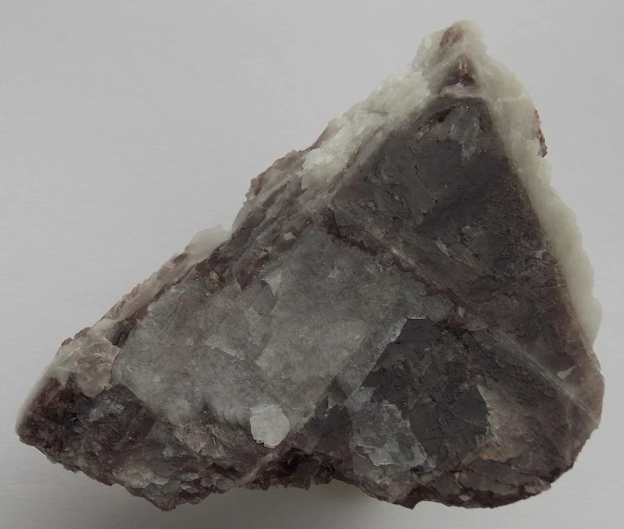 Axinite-(Fe)