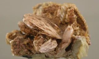 Mineral photo of Baryte from locality Dřínová, Czech Republic