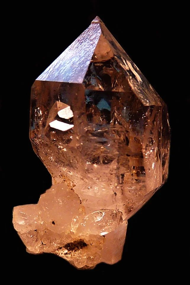 Quartz (var. rock crystal)