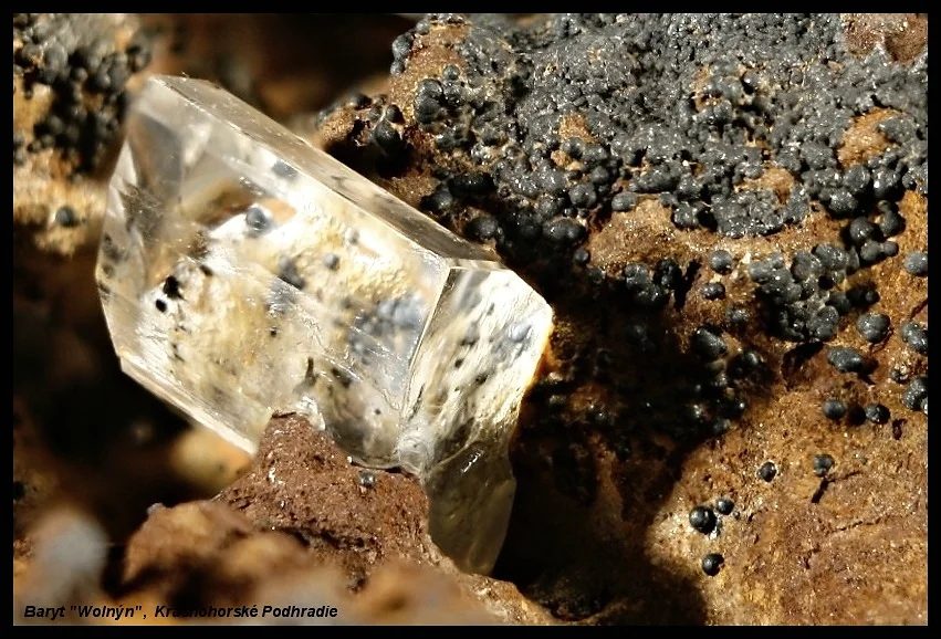 Mineral photo of Baryte from locality Krásnohorske Podhradie, Slovakia