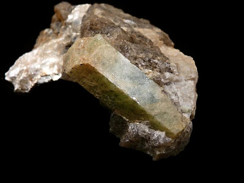 Mineral photo of Beryl from locality Maršíkov, Střelecký důl, Czech Republic
