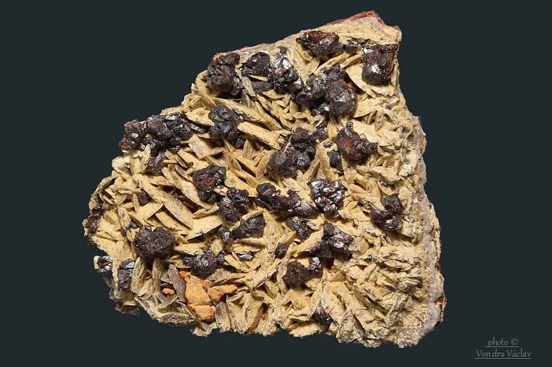 Siderite, Sphalerite