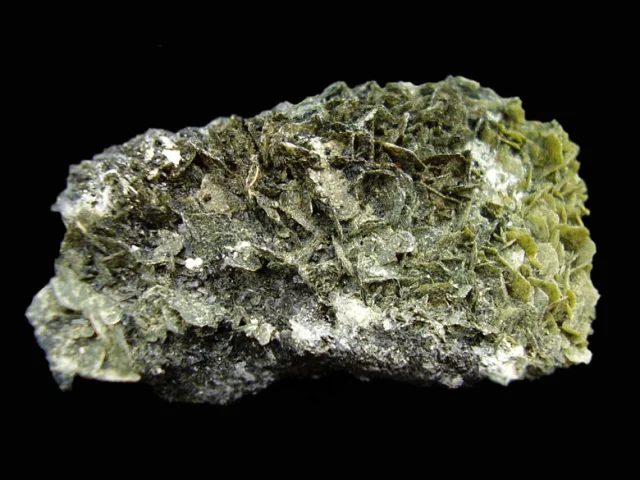 Mineral photo of Clinochlore, Epidote from locality Polnička, Czech Republic