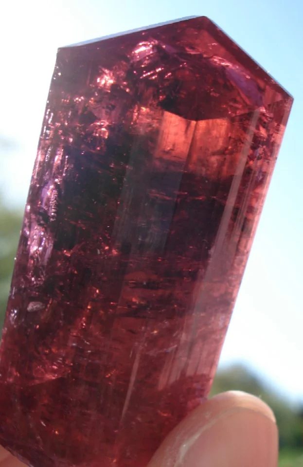 Mineral photo of Elbaite (var. rubellite) from locality Malkhan, Russia