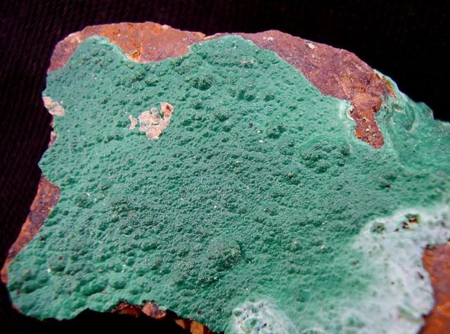 Mineral photo of Malachite from locality Piesky, Slovakia