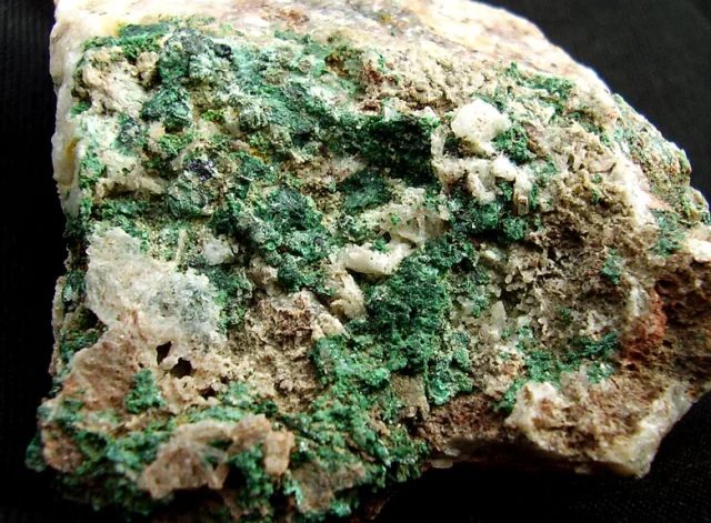 Mineral photo of Malachite from locality Borovec, Czech Republic
