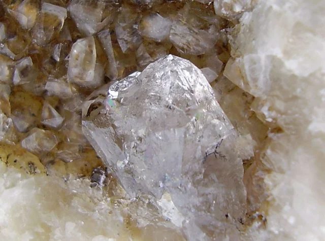 Quartz (var. rock crystal)