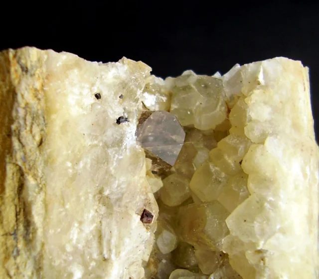 Quartz (var. smoky)