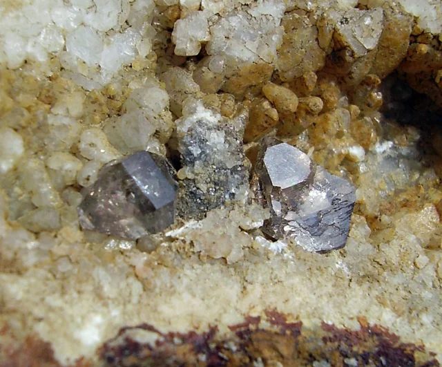 Quartz (var. smoky)