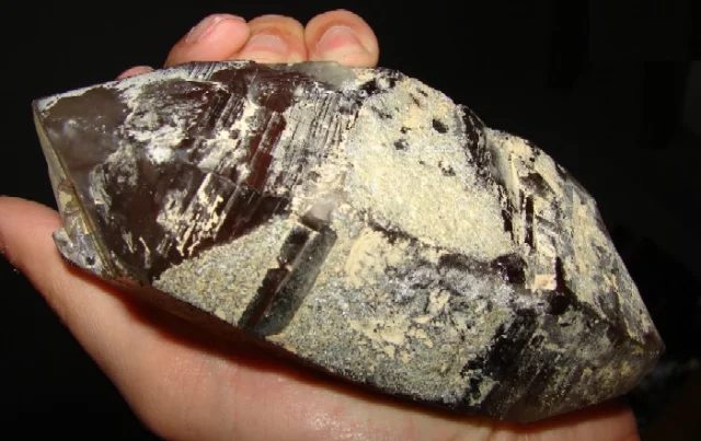 Quartz (var. smoky)
