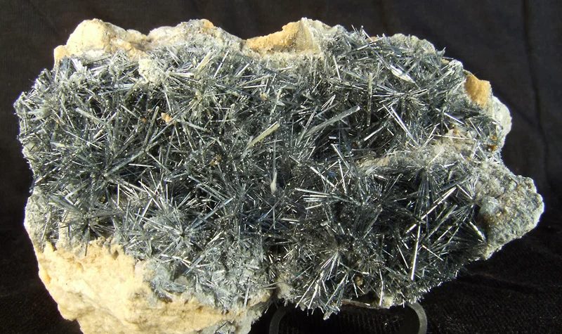 Mineral photo of Stibnite from locality Kremnica, Slovakia