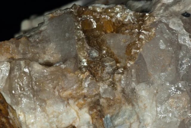Bertrandite