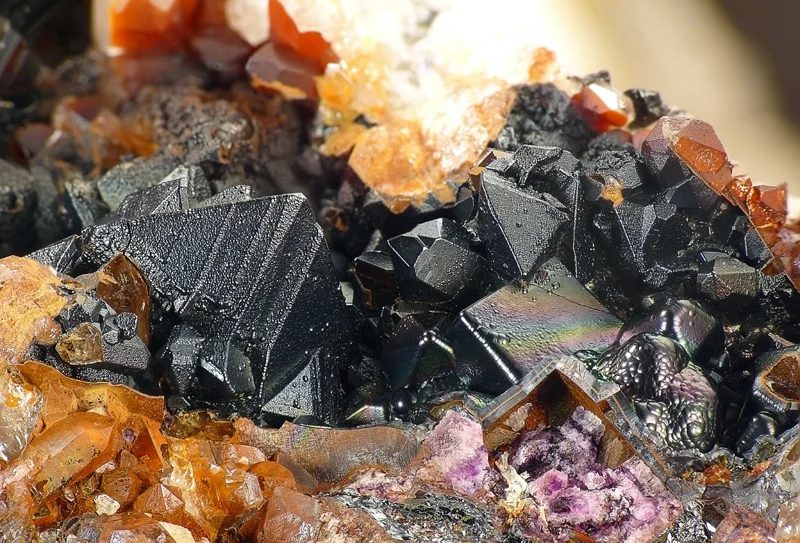 Cassiterite, Limonite