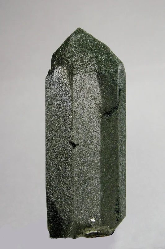 Mineral photo of Chlorite, Quartz (var. rock crystal) from locality Grimsel, Switzerland