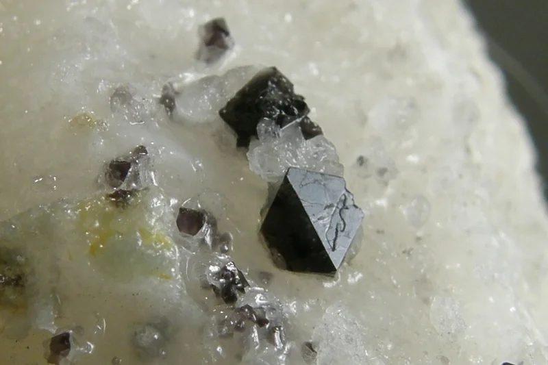 Mineral photo of Spinel from locality Krty, Czech Republic