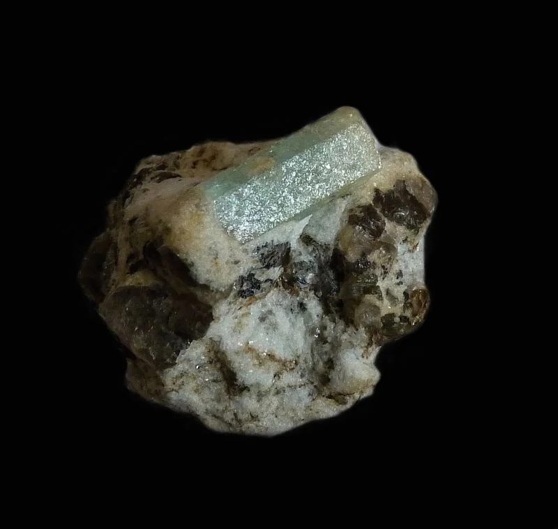 Mineral photo of Beryl from locality Maršíkov, Czech Republic