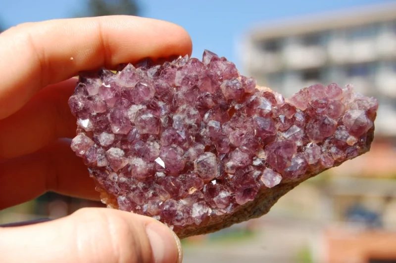 Quartz (var. amethyst)