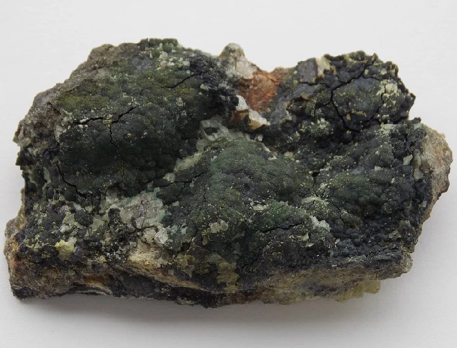 Paramontroseite, Sherwoodite