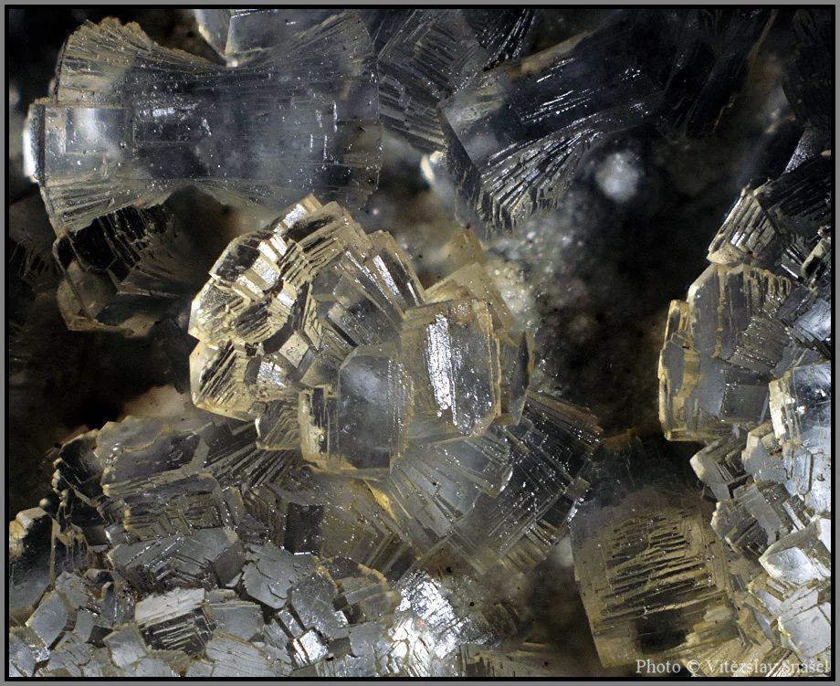 Thomsonite-(Ca)