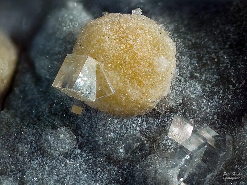 Chabazite, Phillipsite