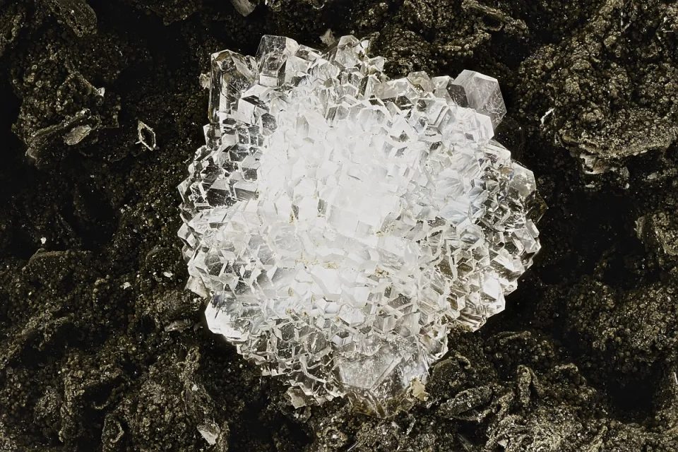 Phillipsite