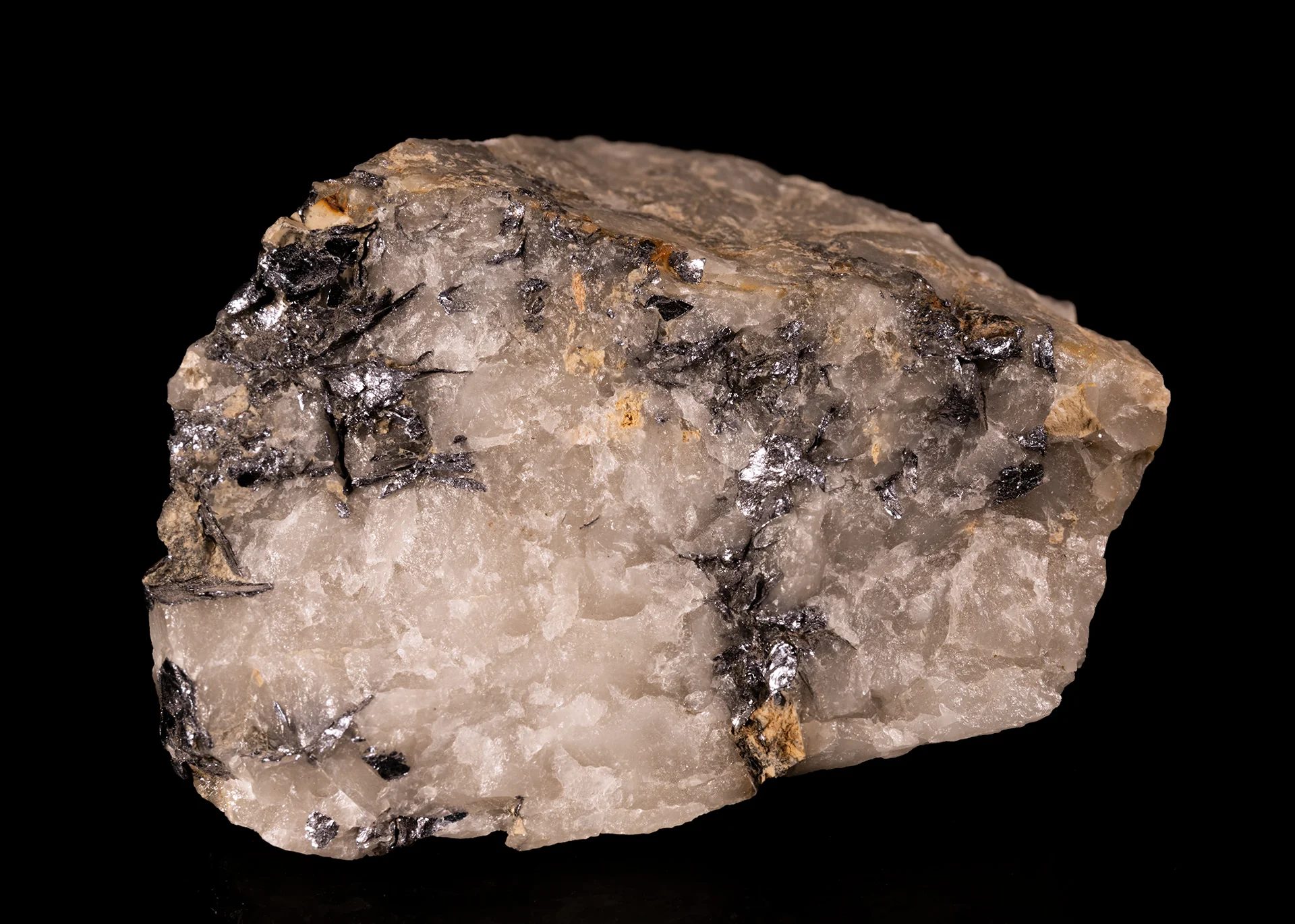 Molybdenite, Quartz