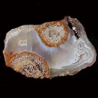 Mineral photo of Agate from locality Doubravice, Czech Republic