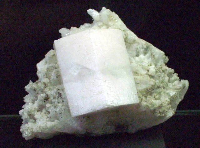 Mineral photo of Calcite from locality Gersdorf, Germany