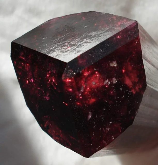 Mineral photo of Elbaite (var. rubellite) from locality Malkhan, Russia