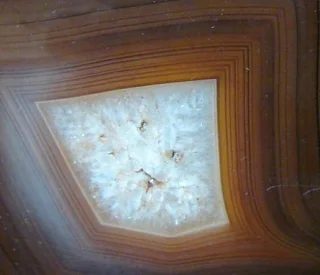 Mineral photo of Quartz from locality Dorngov, Mongolia