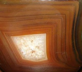Mineral photo of Quartz from locality Dorngov, Mongolia