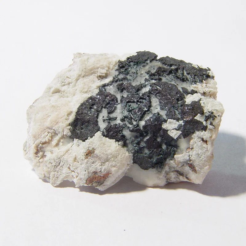Mineral photo of Umangite from locality Bukov, Czech Republic