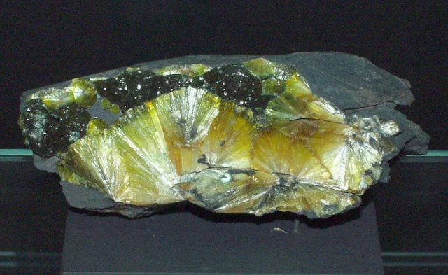 Wavellite
