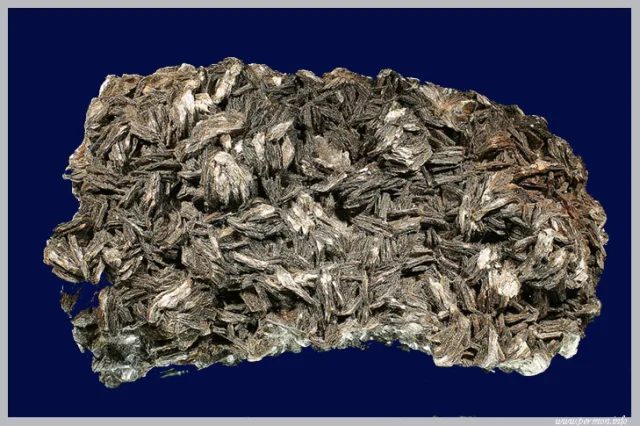 Mineral photo of Zinnwaldite from locality Cínovec, Czech Republic
