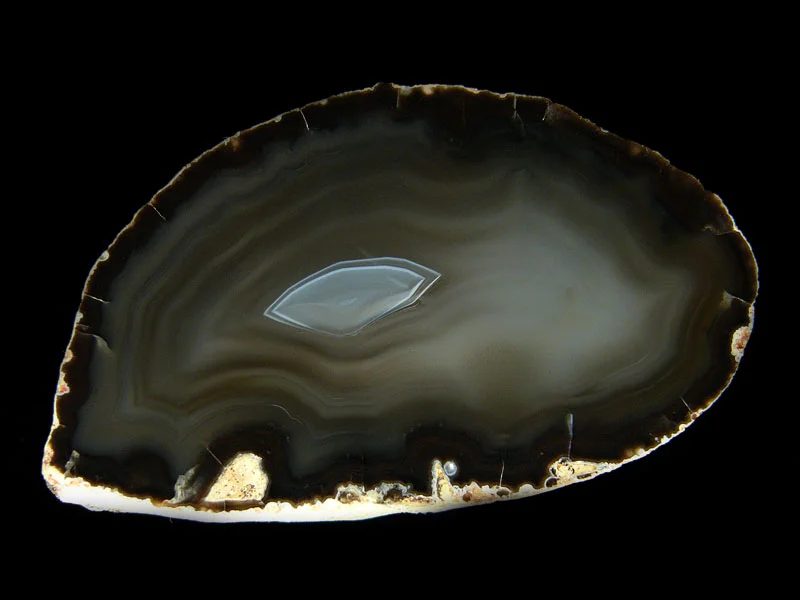 Mineral photo of Agate from locality Minas Gerais, Brazil