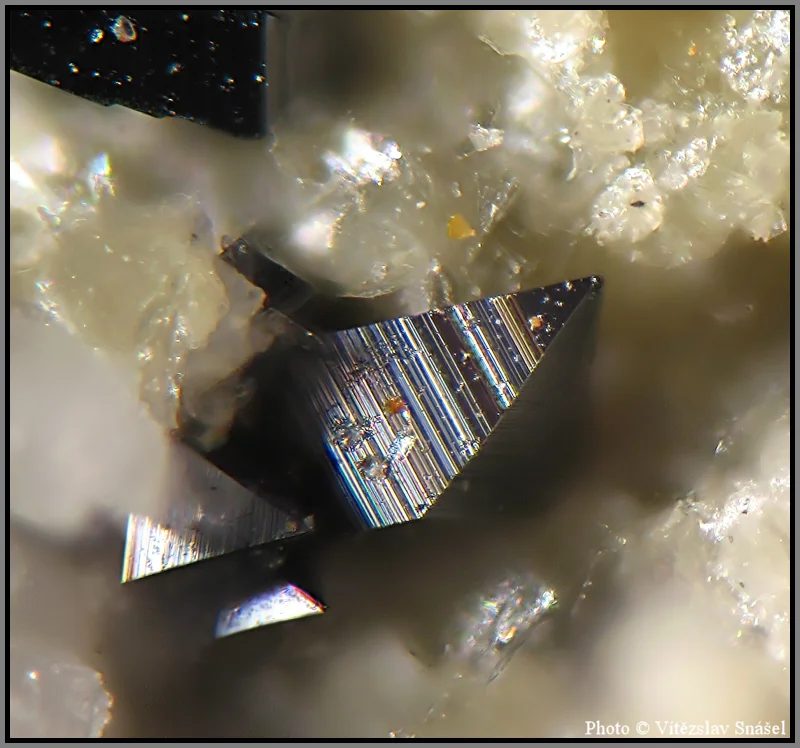 Mineral photo of Anatase from locality La Lande quarry, Brittany, France