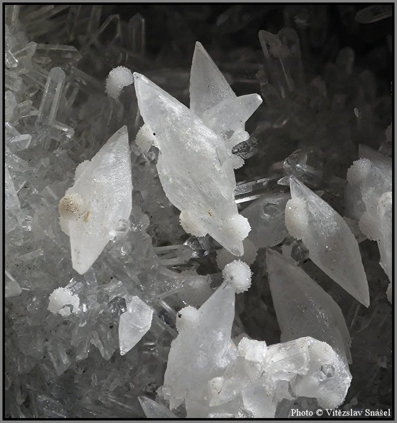 Calcite, Quartz