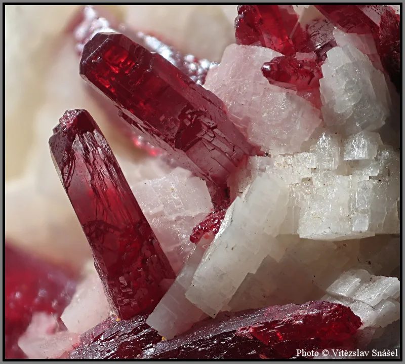 Cinnabar, Dolomite