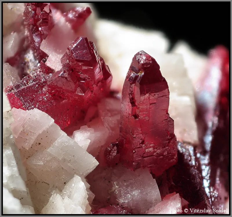 Cinnabar, Dolomite