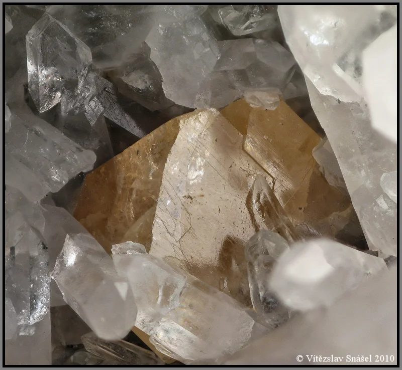 Mineral photo of Scheelite from locality Obří Důl, Czech Republic