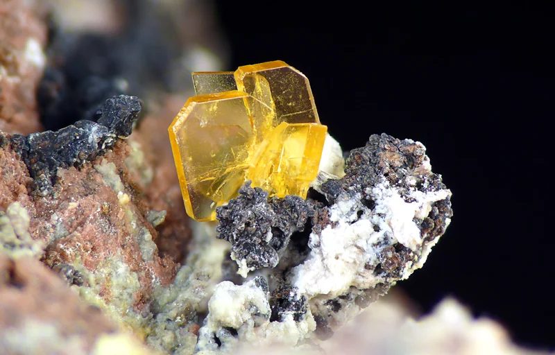 Mineral photo of Baryte from locality Cínovec, Czech Republic