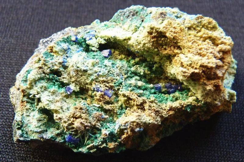 Mineral photo of Linarite from locality Zlaté Hory, Czech Republic