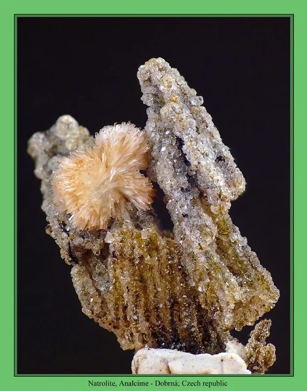 Mineral photo of Analcime, Natrolite from locality Dobrná, Czech Republic